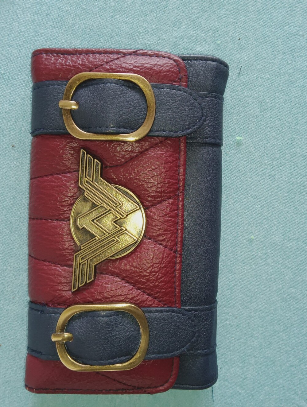 Tricolor Leather Wallet with Gold Emblem - Red & Navy
